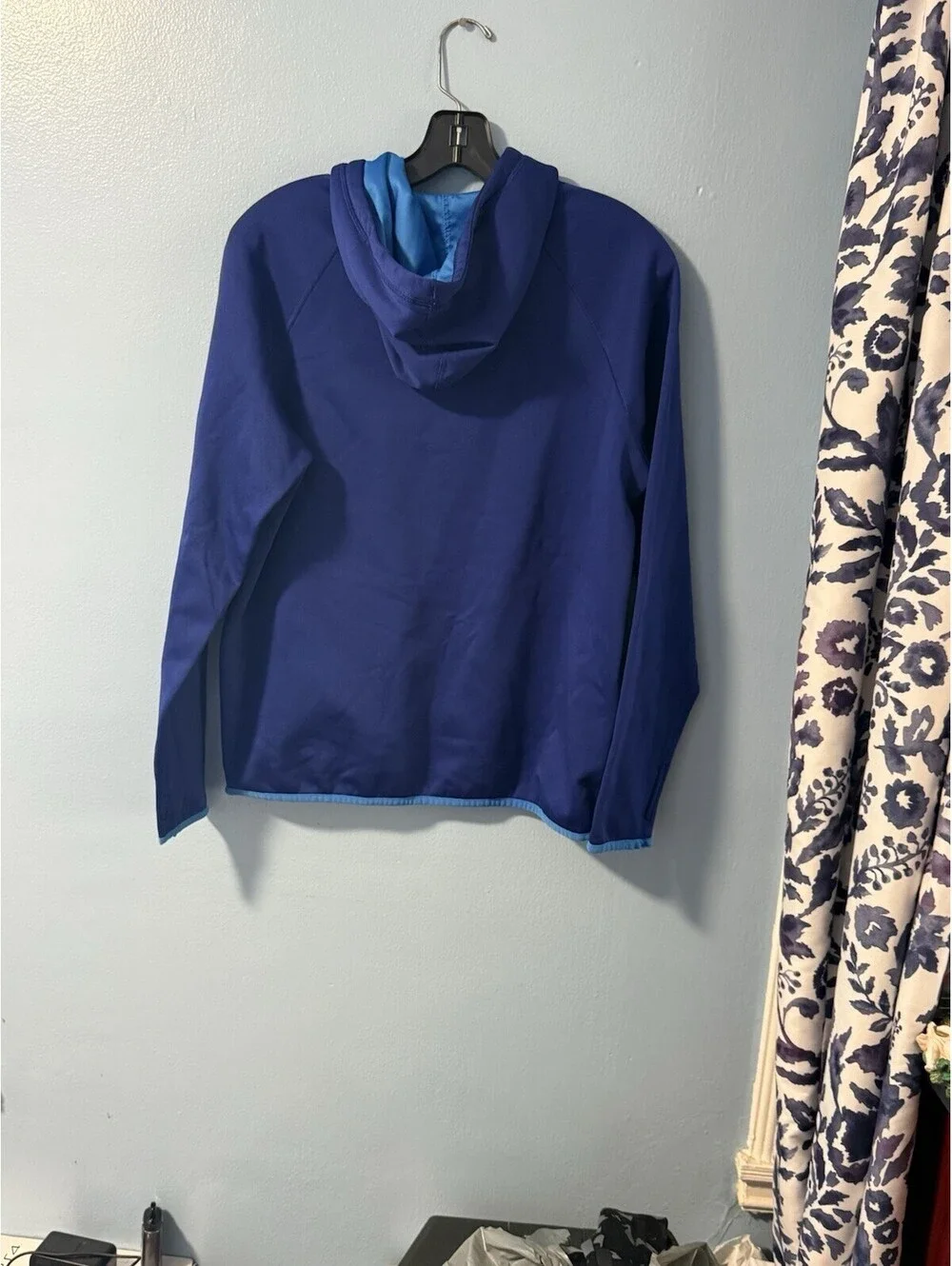 Nike Therma Fit Blue Hoodie size Kids Medium